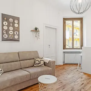 apt-navigli-charming-flat.italymilanhotels.net/